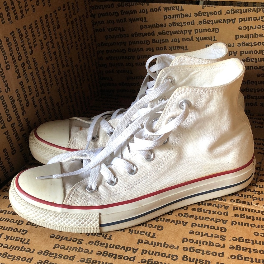 White High-Top Converse All Star Sneakers Unisex Women Size 8